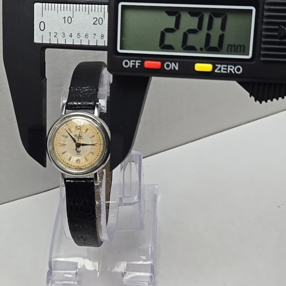 Vintage Womens Wyler Incaflex Swiss Watch Manual Wind Silver Black Leather Runs - Picture 4 of 11
